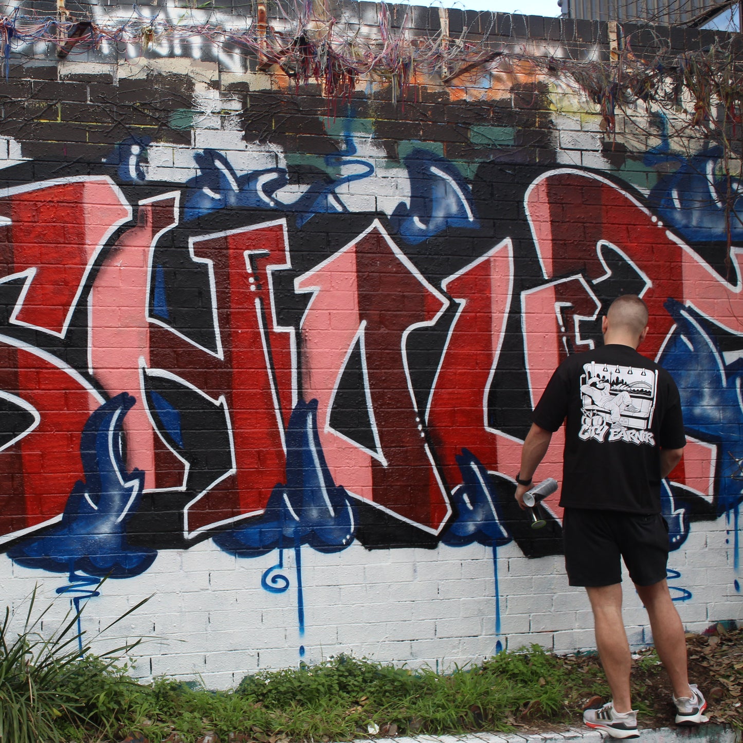 City Earner Tee